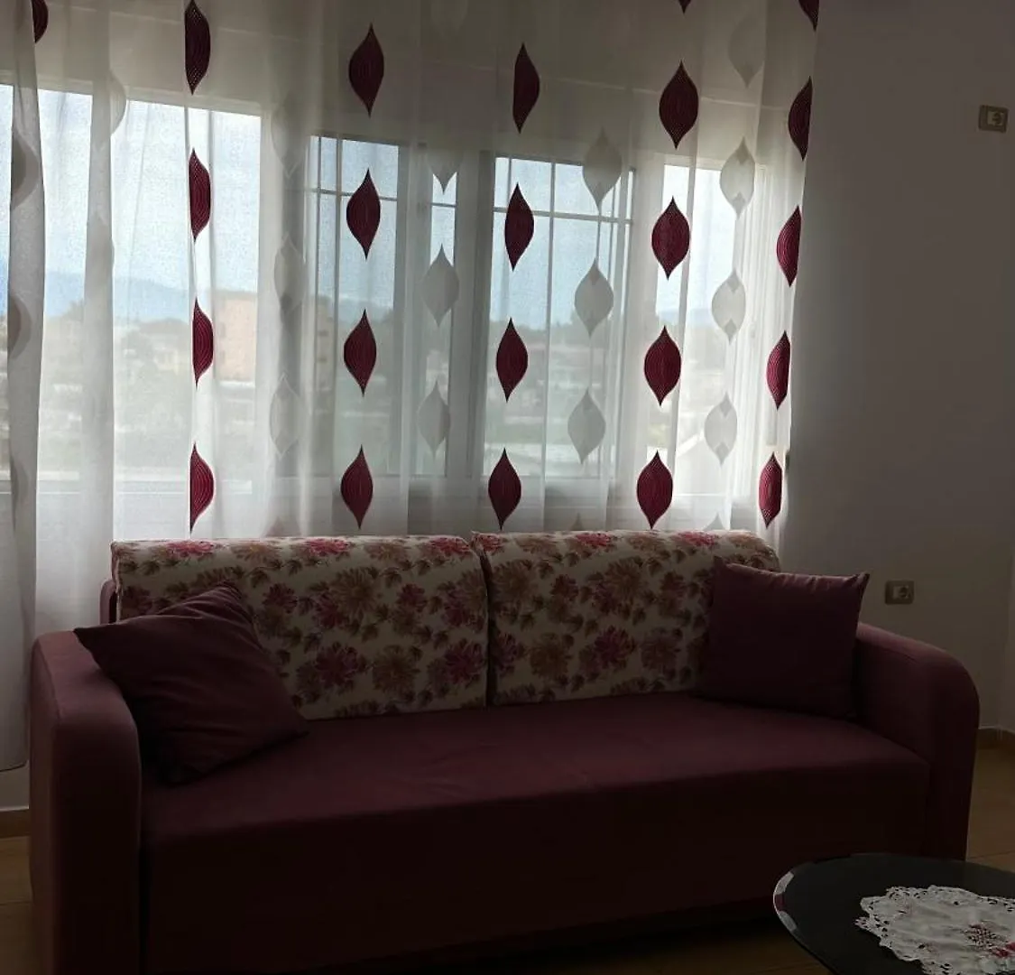 Nas Vila Vlore 0*,  Albania